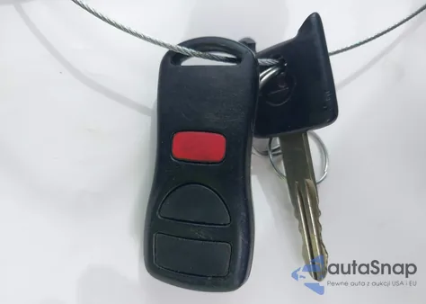 2010 Nissan Xterra Off Road из США, поврежденный, VIN 5N1AN0NW2AC507349